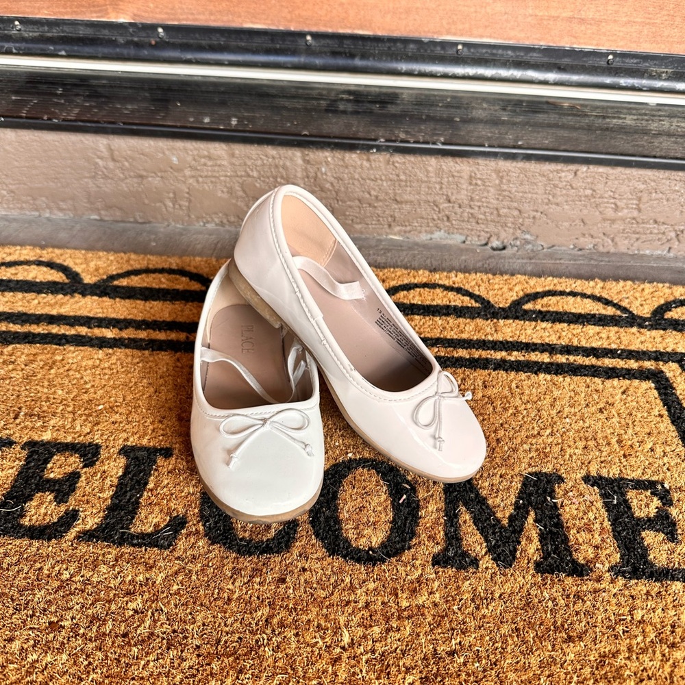 Girls White Ballet Flats